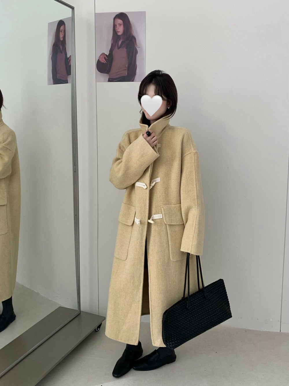 // 100%羊毛大口袋牛角鈕雙面手工長外套