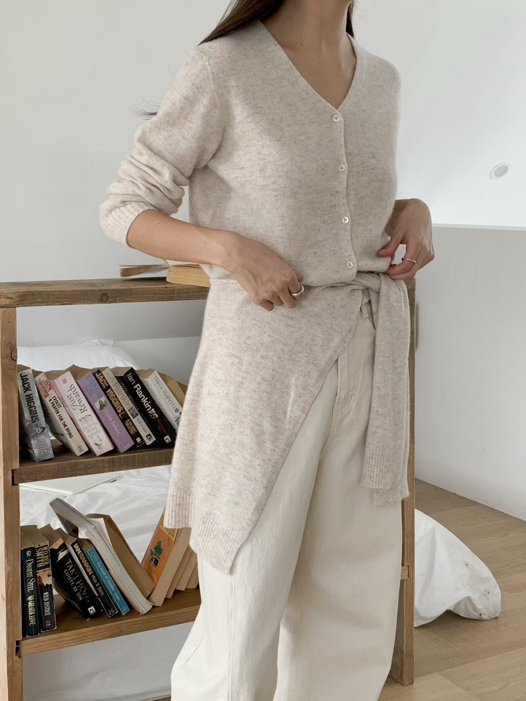 // super soft 100%wool V領CD