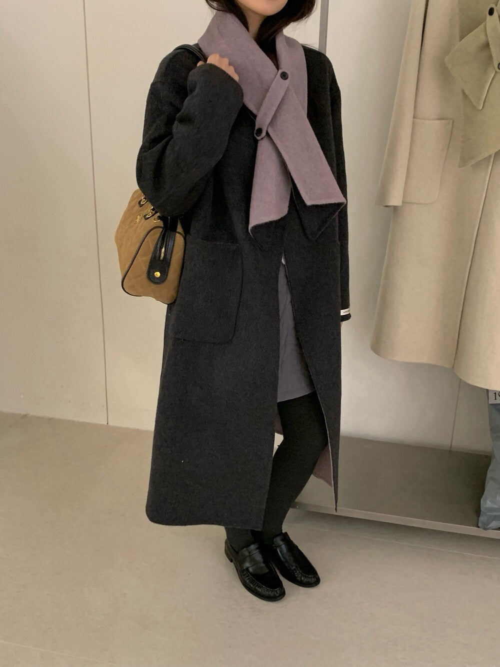 // 撞色內裡斜襟連頸巾100%羊毛雙面手工外套