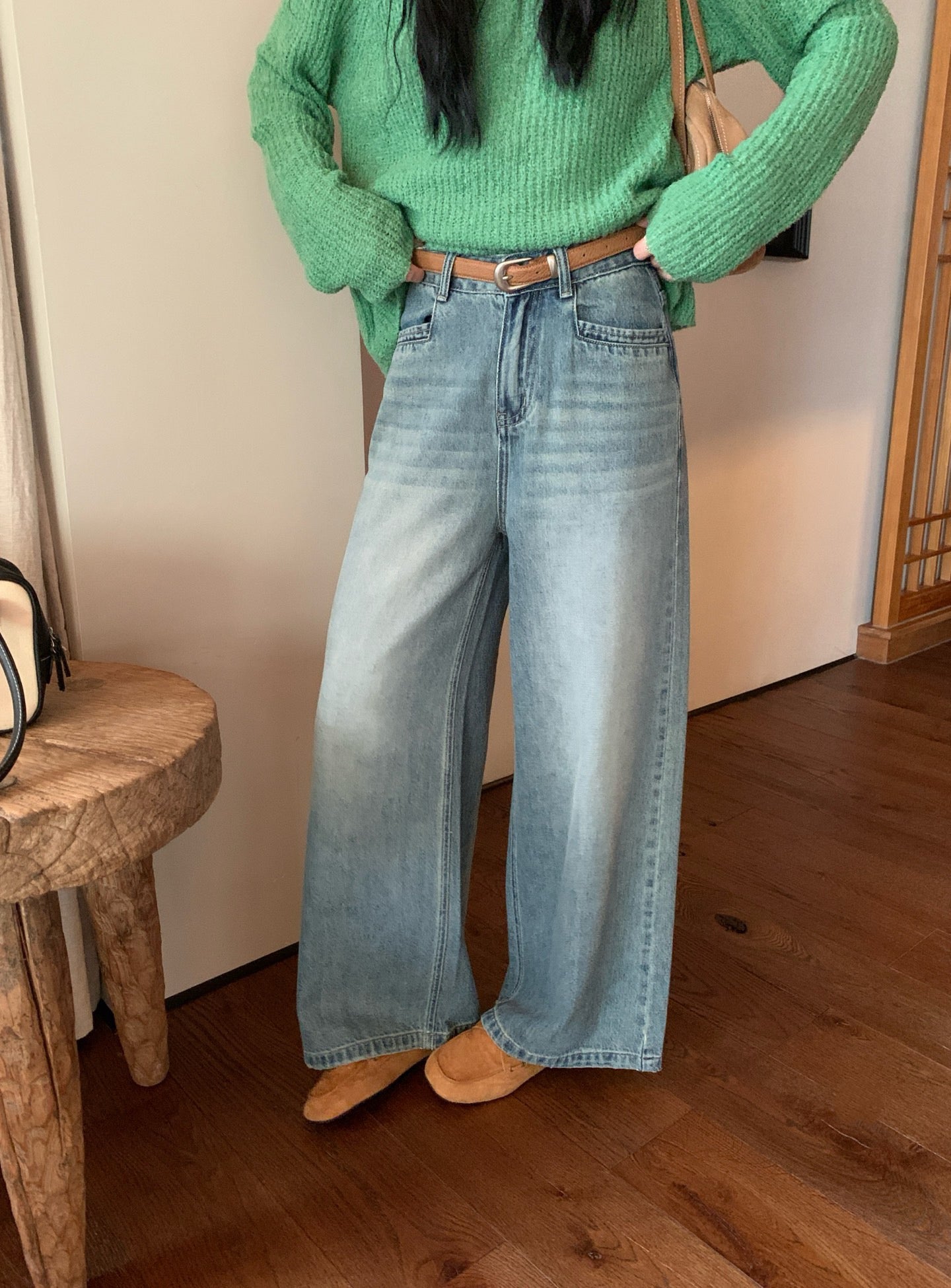 // 復古洗水色直筒牛仔褲