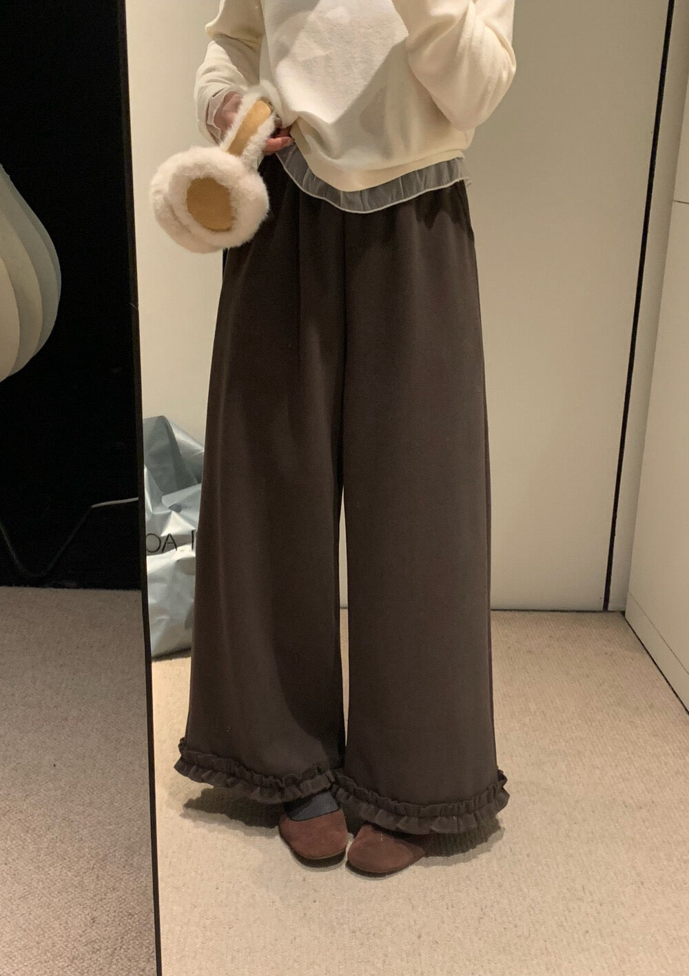 // 木耳邊花邊腳毛呢褲