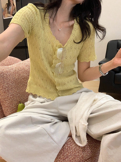 // 鏤空鈎花花邊麻質短袖CD