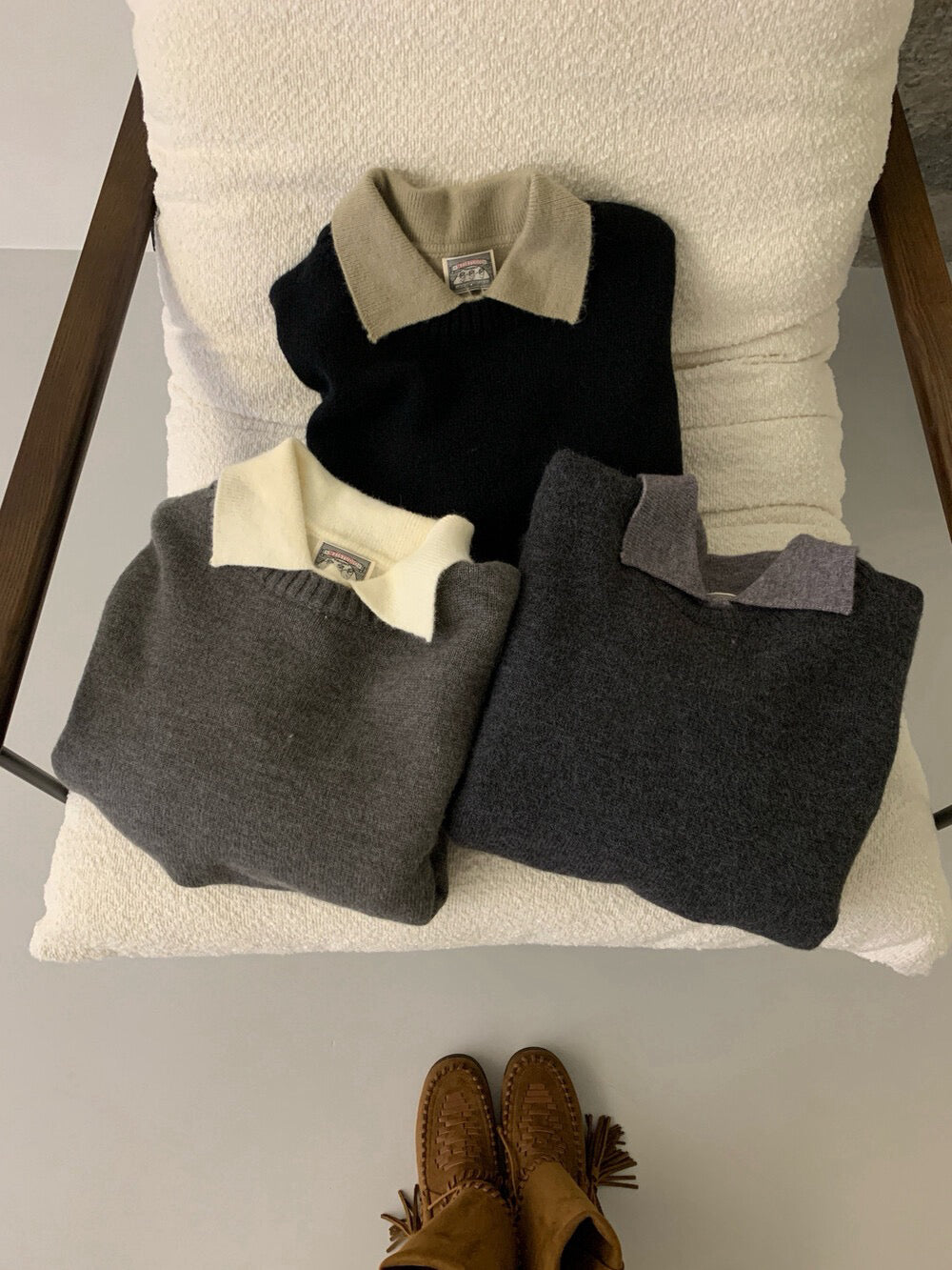 // 一套兩件性價比圓領短NT+polo翻領背心兩件套