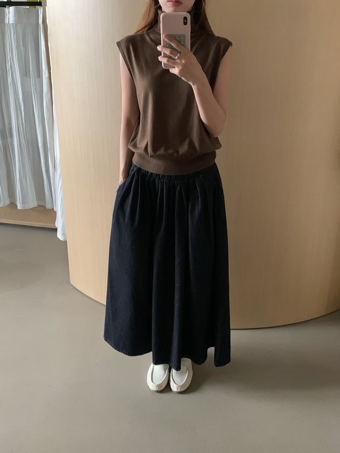 // 必入壓褶牛仔中裙