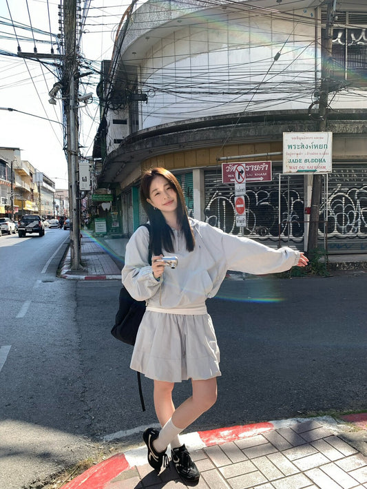 🩰 假兩件連帽半拉鍊上衣+花苞短裙套裝