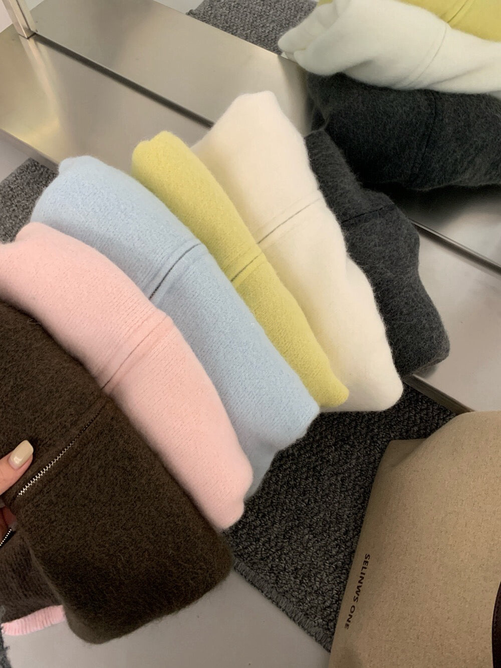 // 10%兔毛連糯拉鍊CD