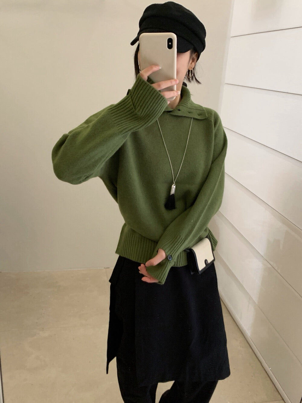 // 100%綿羊毛鈕扣可立領+設計感袖口毛衣