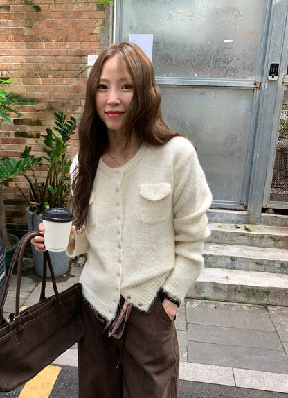 // 超軟糯雙口袋圓領CD