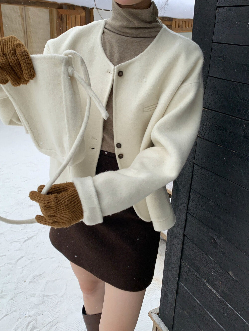 // 100%羊毛弧邊口袋特別鈕扣手工外套(連袋仔)