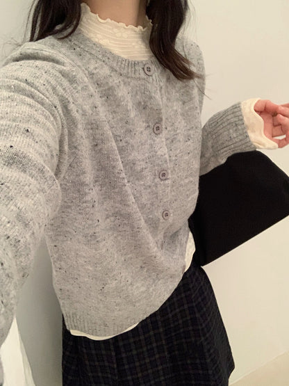 // 100%羊毛混點圓領CD