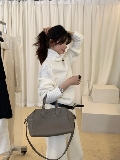 // 側鈕扣直坑紋高領毛衣