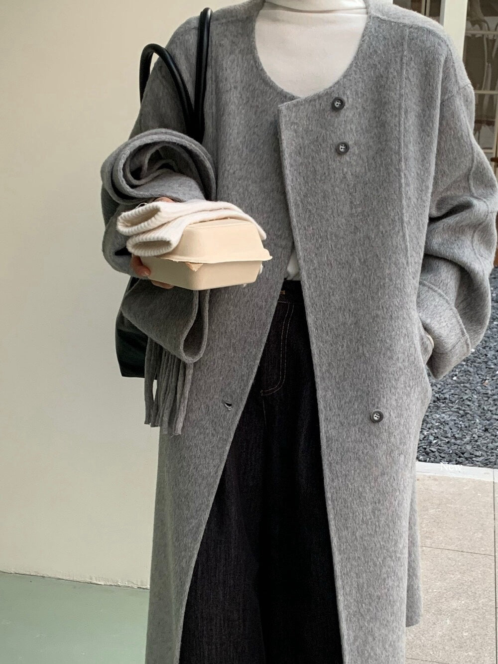 // 100%wool簡約圓領手工雙面長外套(連頸巾)