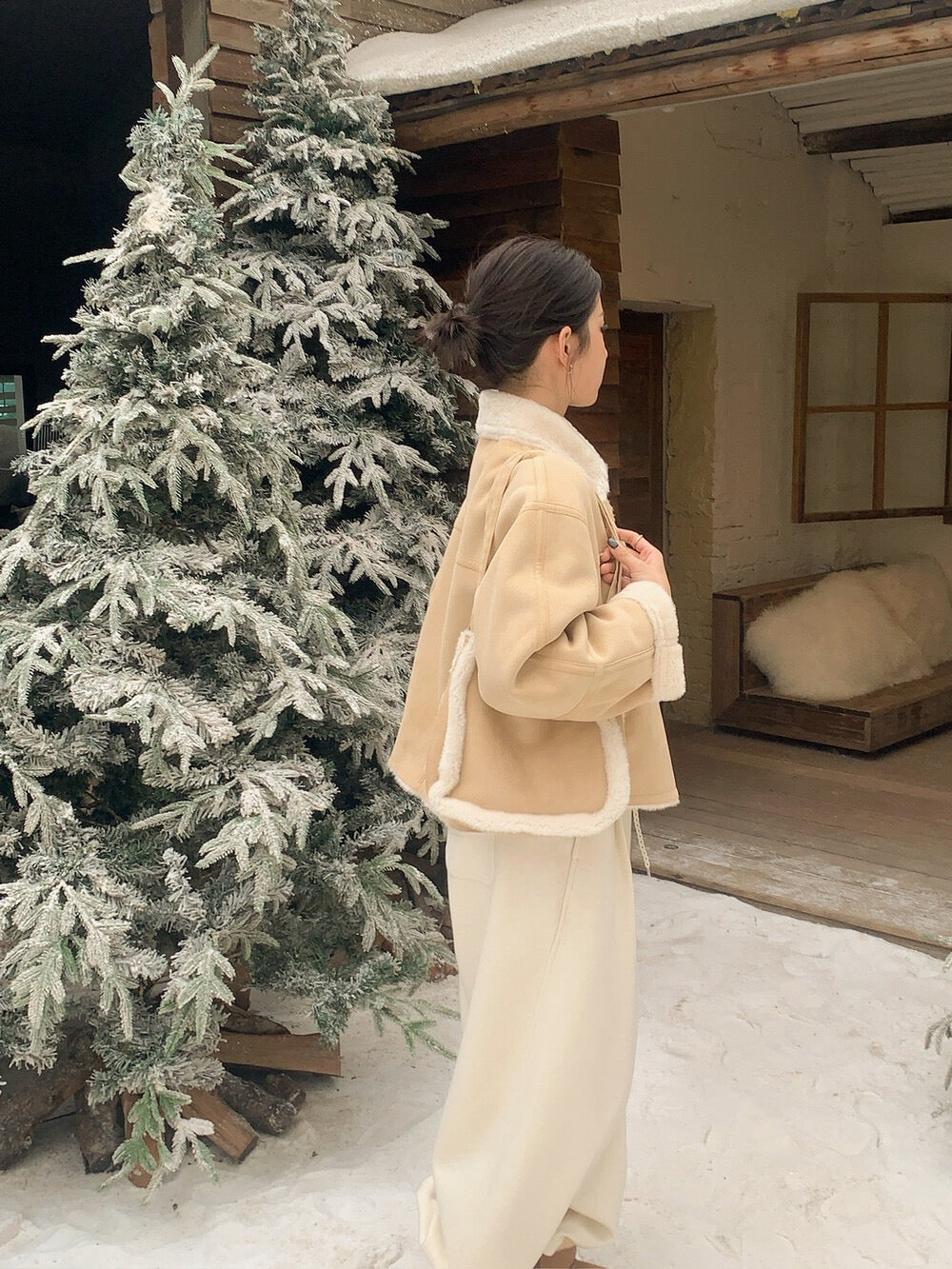 // 超軟皮毛一體麂皮翻領外套(連袋仔)