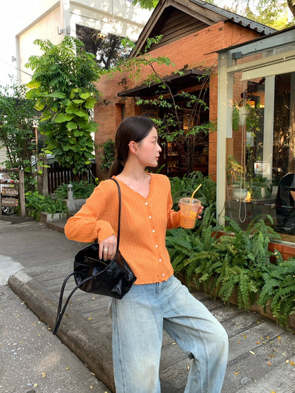 // 波浪卷卷邊直紋CD