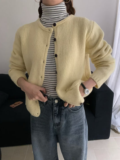 // 100%羊毛可愛弧邊小口袋CD