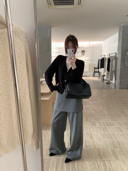 // 超親膚假兩件鈕扣羊毛角針織上衣