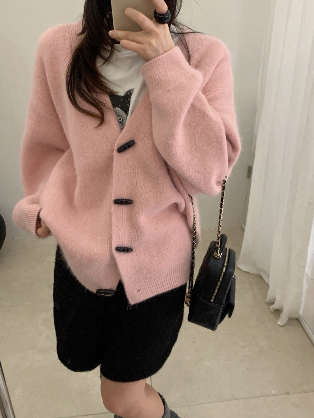 // 超軟糯寬鬆中長牛角鈕CD