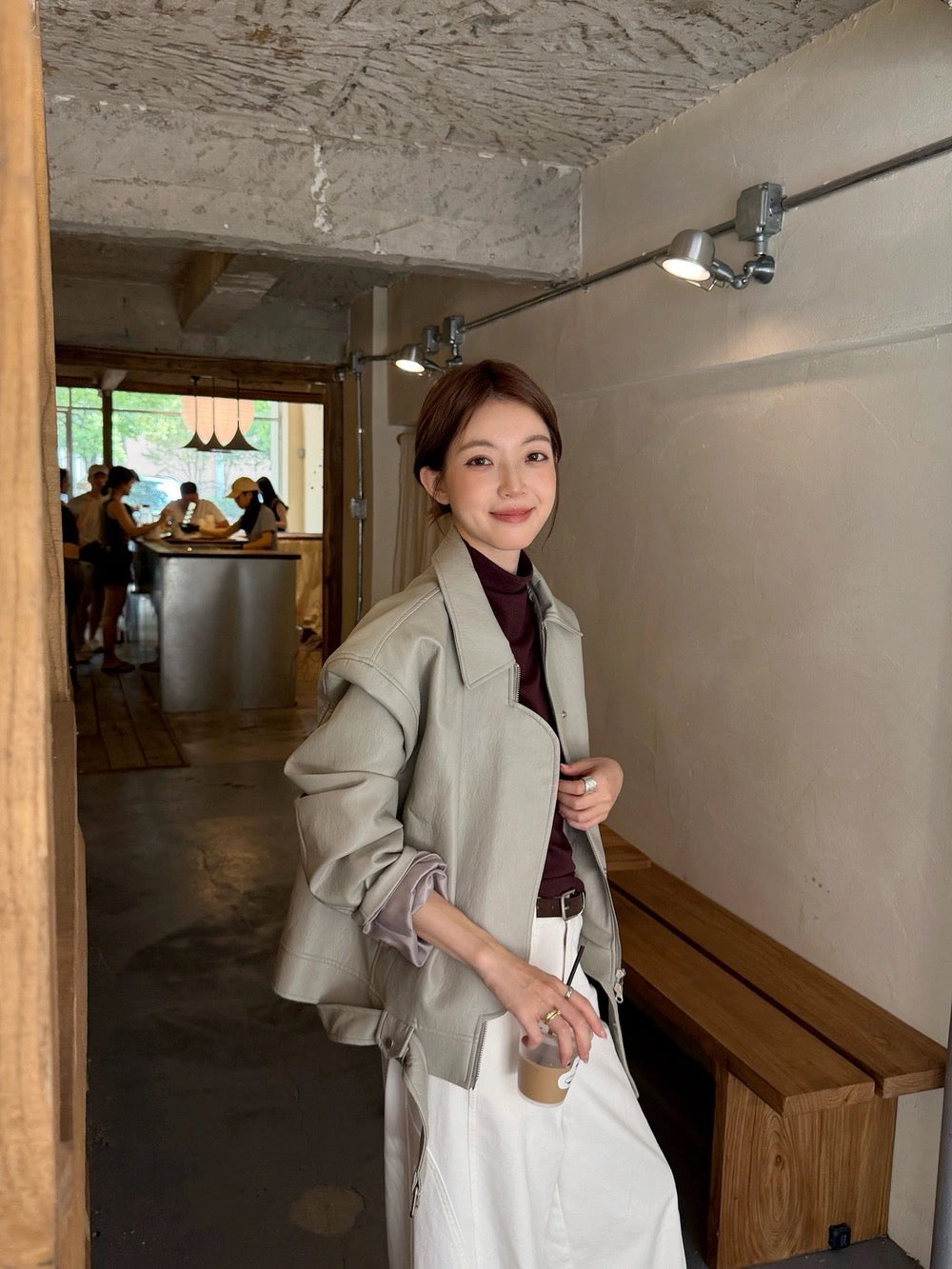 J34 / 復古感翻領設計感彷皮外套