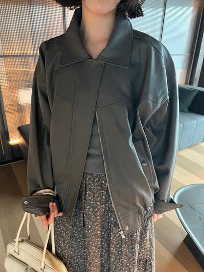 // 經典啞光翻領彷皮外套￼