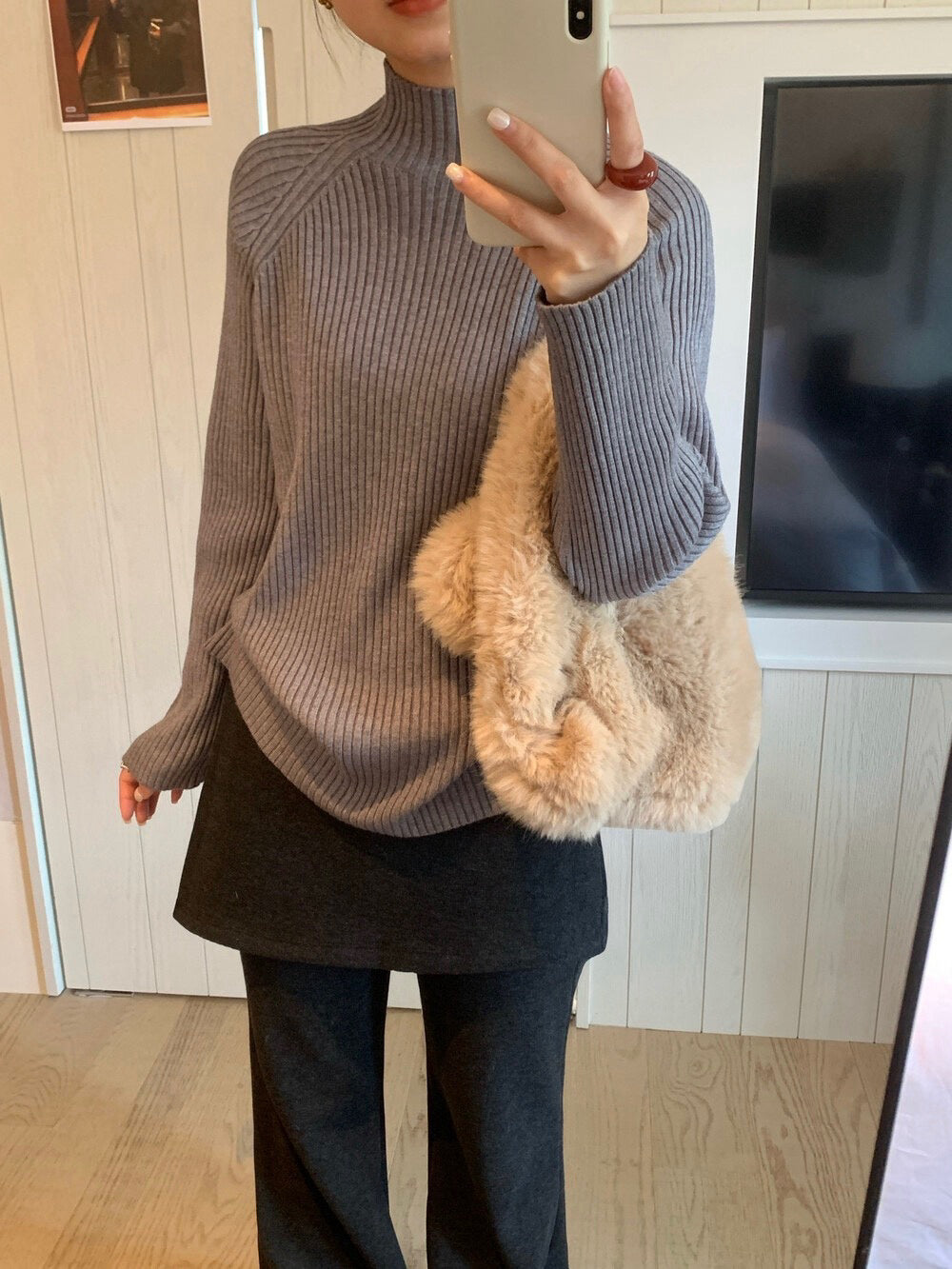 // 超美22色直坑紋不挑身型半領NT