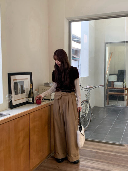 // 壓褶寬鬆燈芯絨褲(連腰包腰帶)