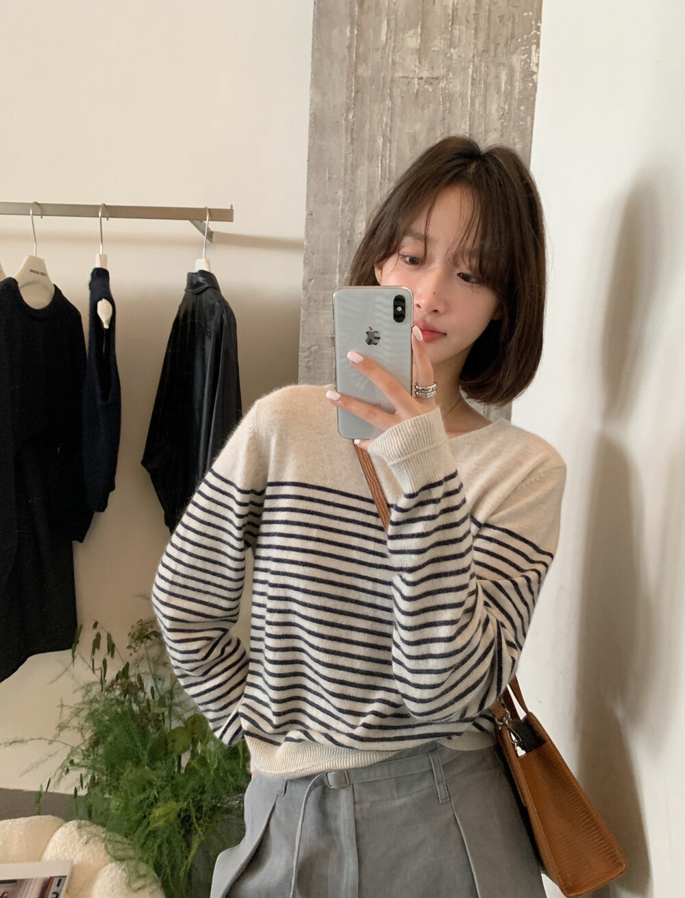 // 法式氣質間條針織上衣