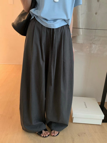 // 鬆弛感壓褶休閒闊褲