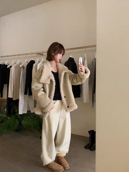 // 性價比極高皮毛一體羊羔毛麂皮外套