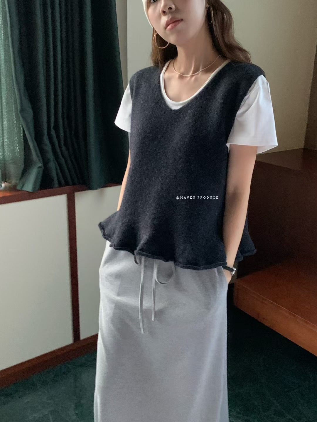 // 超美荷葉花邊腳針織背心