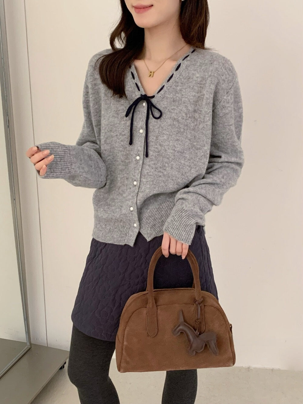 // 100%羊毛縫線蝴蝶結領口開胸NT