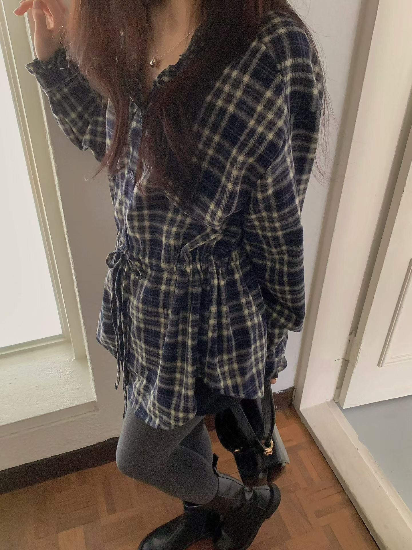 // 木耳邊可綁腰格紋BL