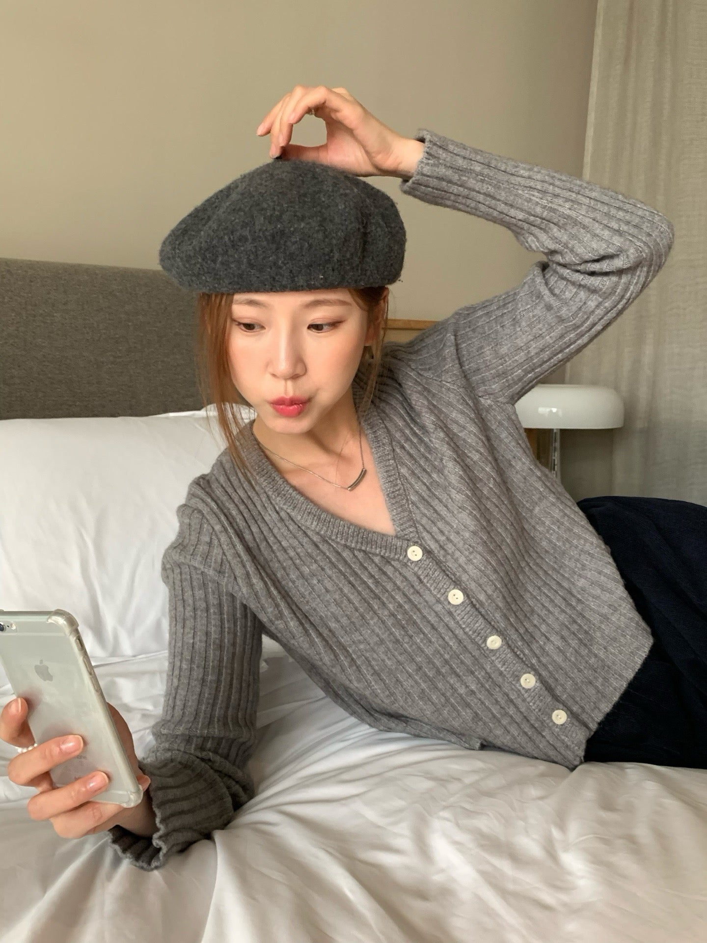 // 復古色調背後手織標直坑紋CD