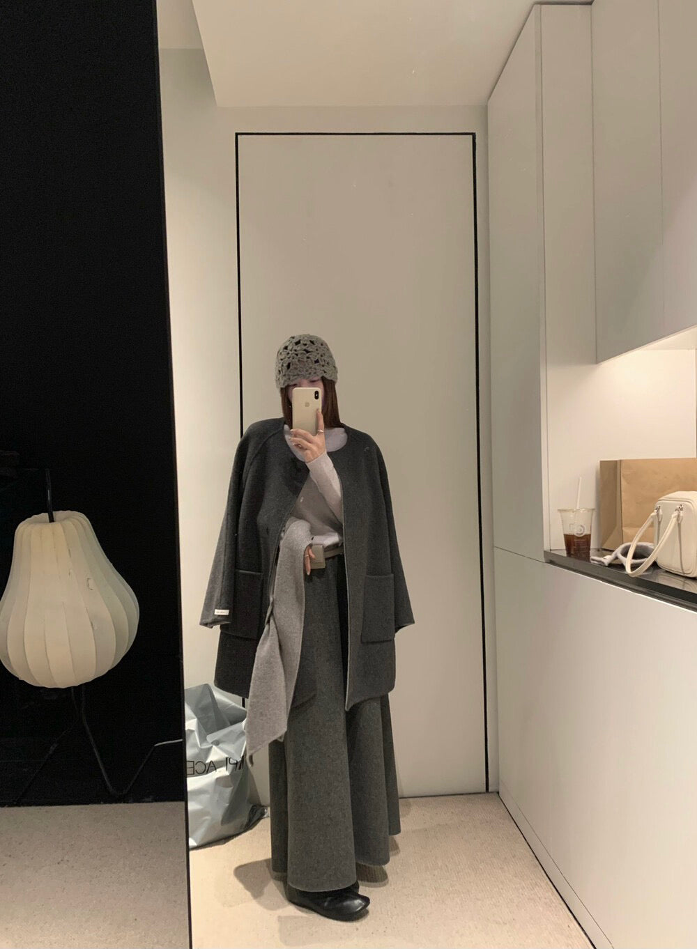 // 100%圓領口袋簡約手工外套（連頸巾）