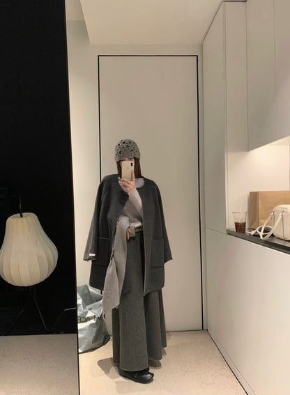 // 100%圓領口袋簡約手工外套（連頸巾）