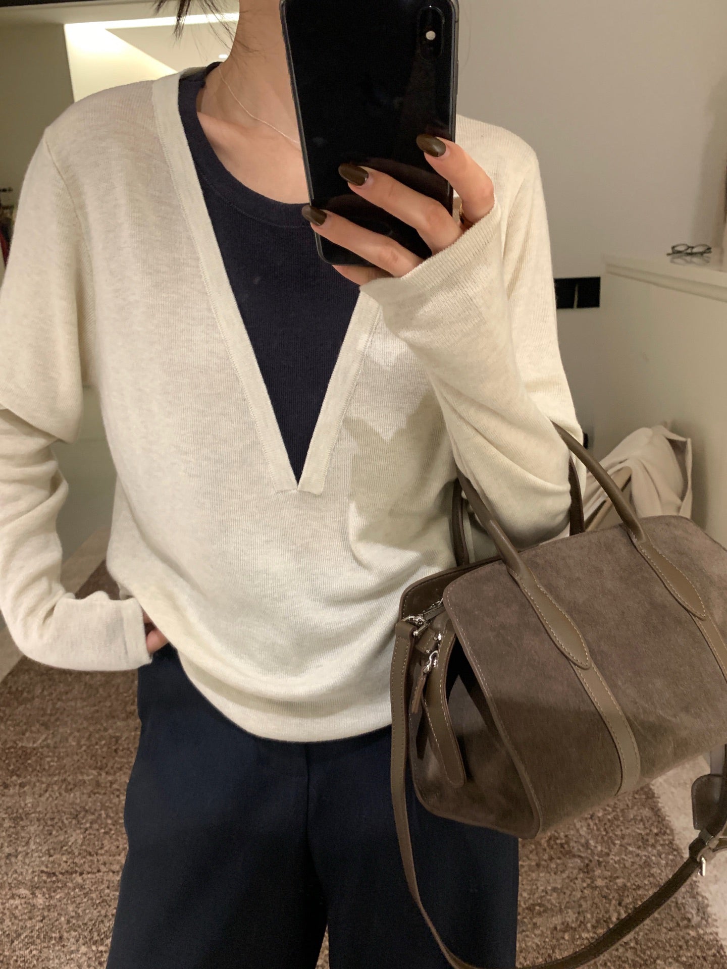 // 深V領假兩件針織上衣