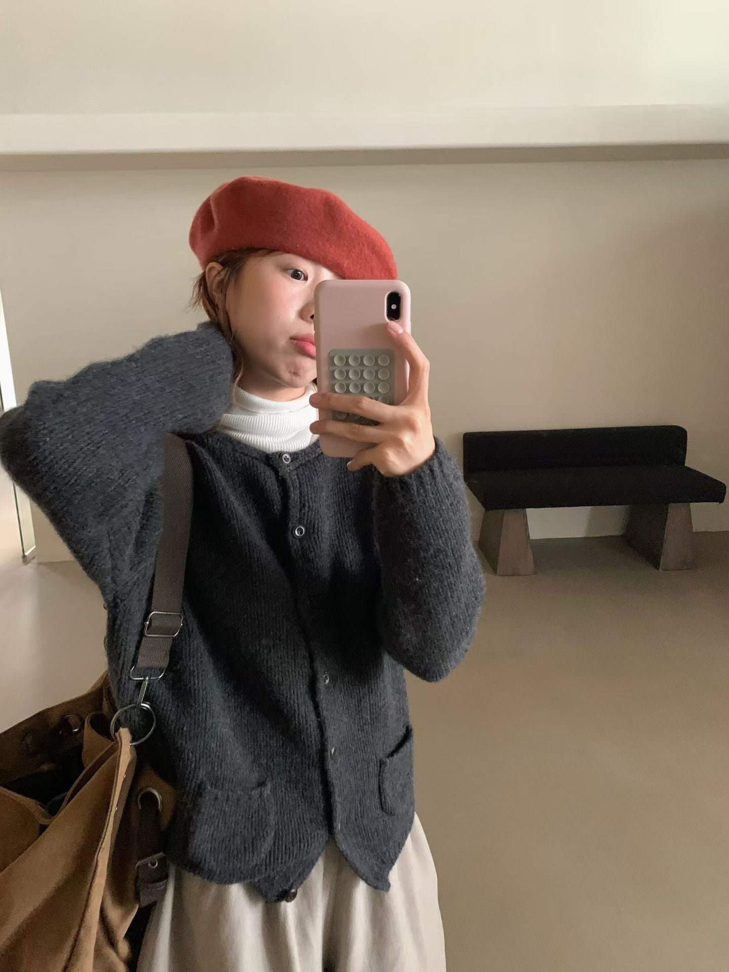 // 100%羊毛可愛弧邊小口袋CD