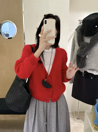 // 柔光馬海毛深V領CD