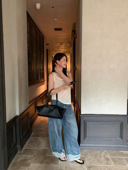 // 設計感假反褶毛邊洗水牛仔闊褲