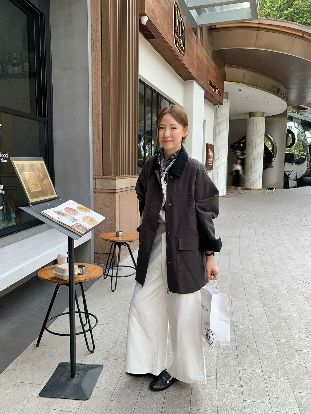 // 經典款撞色領口中長款trench coat