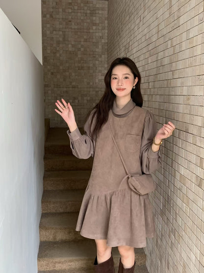 // 壓褶翻領silky BL+麂皮絨荷葉腳背心OPS套裝(連袋仔)