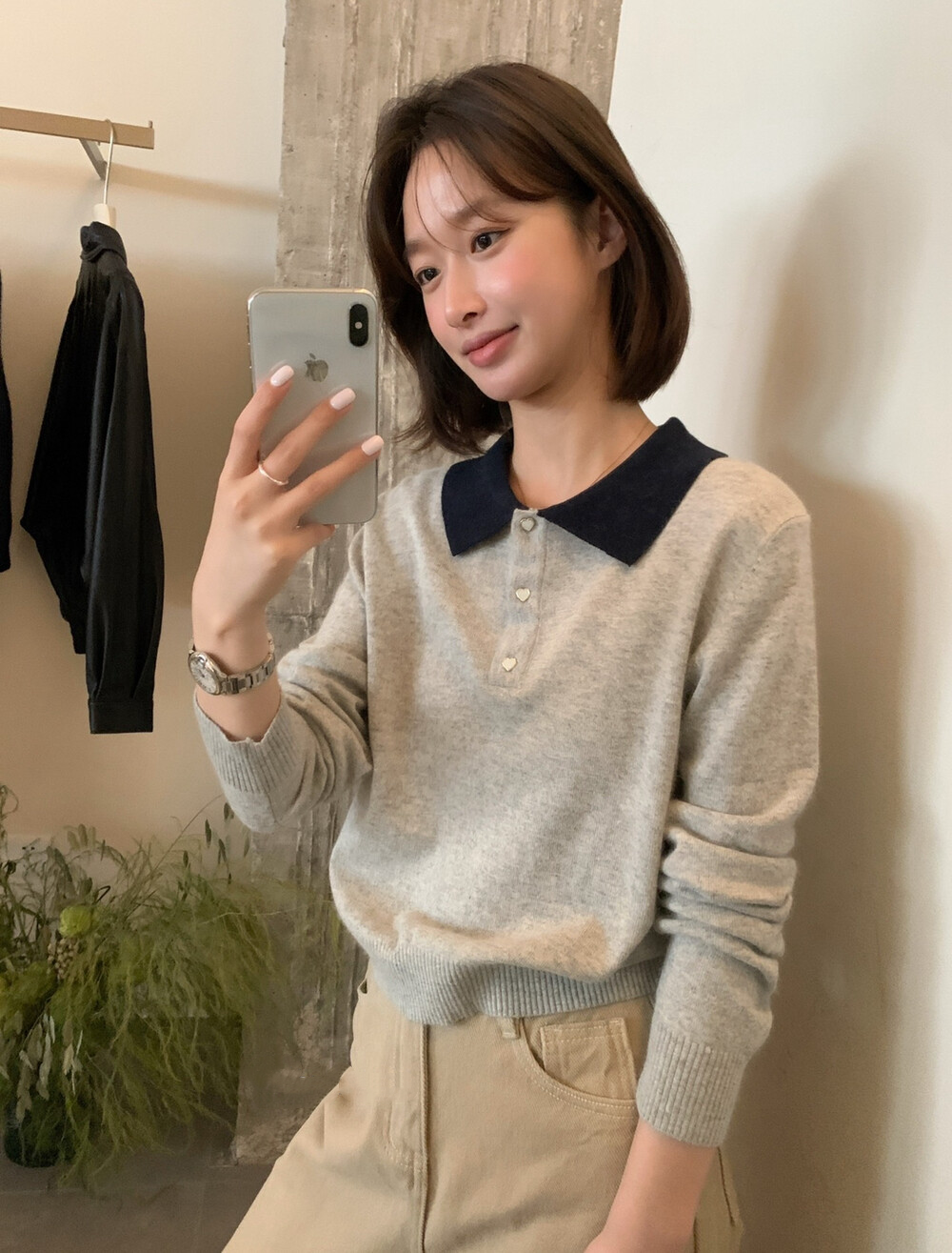 // 撞色翻領兔絨針織上衣