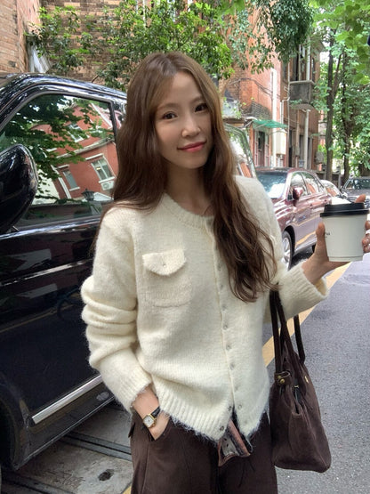 // 超軟糯雙口袋圓領CD