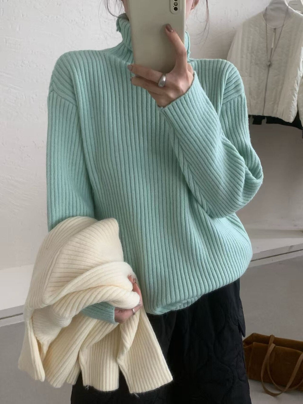 // 高領直坑紋親膚毛衣