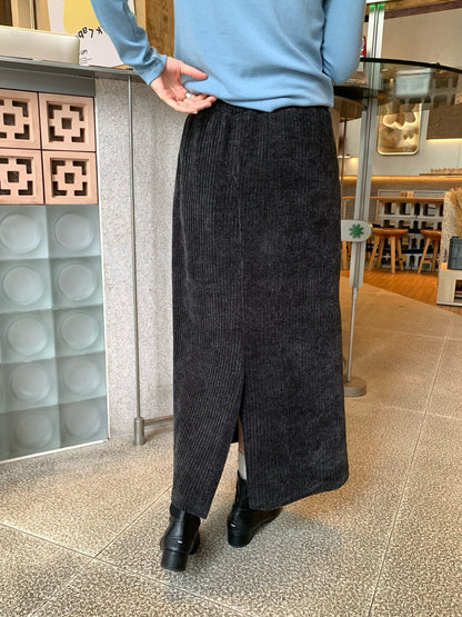 // 復古簡約直紋燈芯絨後開叉中裙