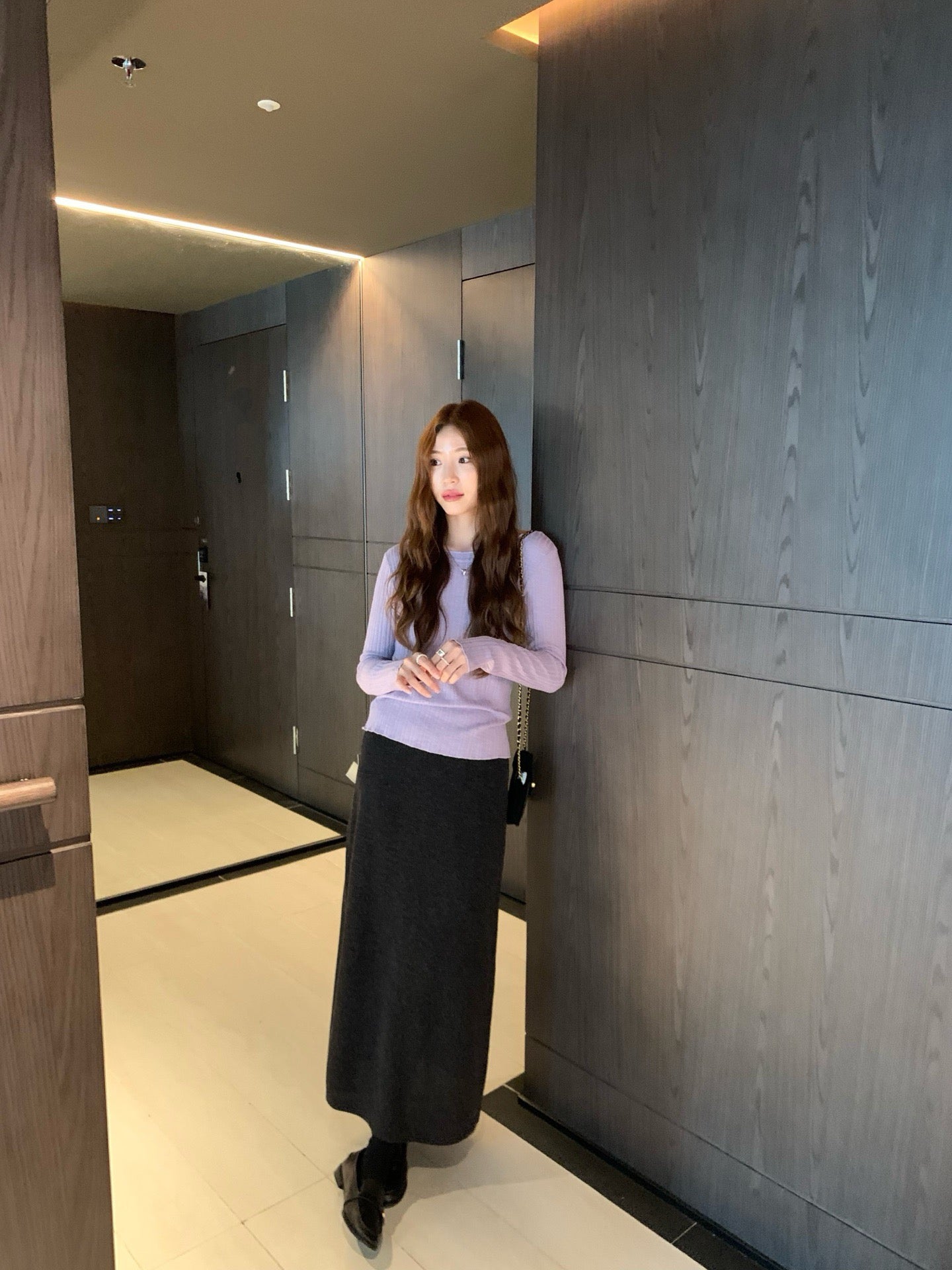 (部分現貨) // 直坑紋小設計U背TEE