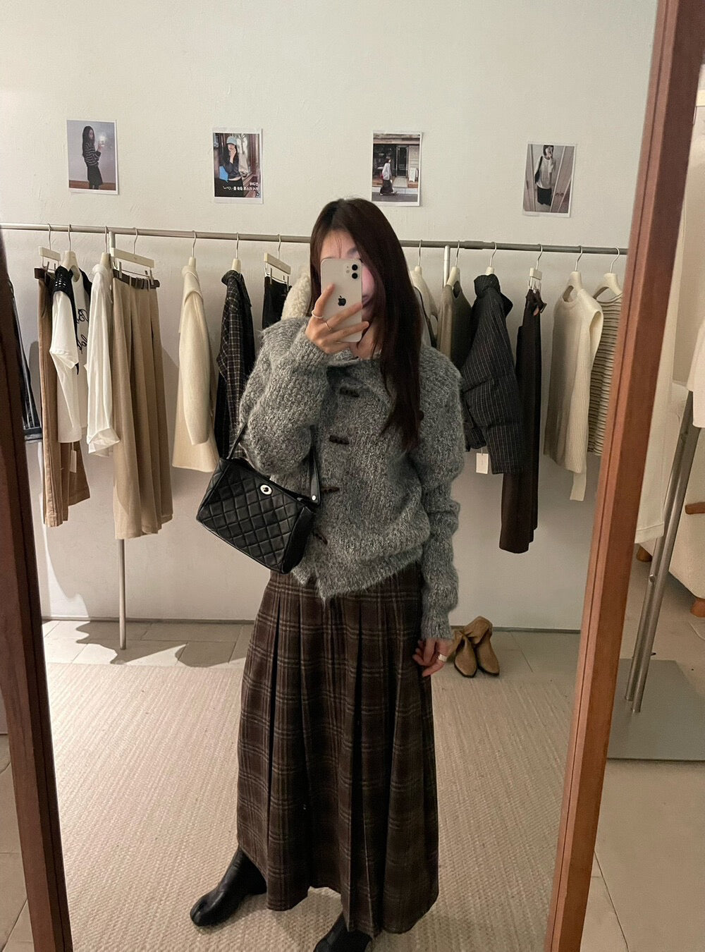 // 慵懶復古大翻領軟糯牛角鈕CD