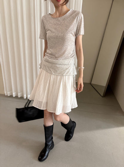// 設計感兩邊荷葉邊碎花薄針織上衣