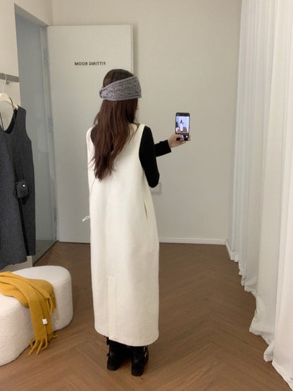 // 50%wool柔軟U領背心OPS(連袋仔)