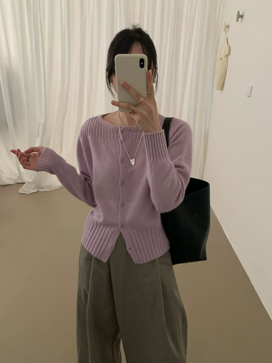 // 粗織紋邊特別領口CD