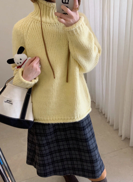 // 12%alpaca顏色超美的軟糯粗棒針卷邊高領毛衣